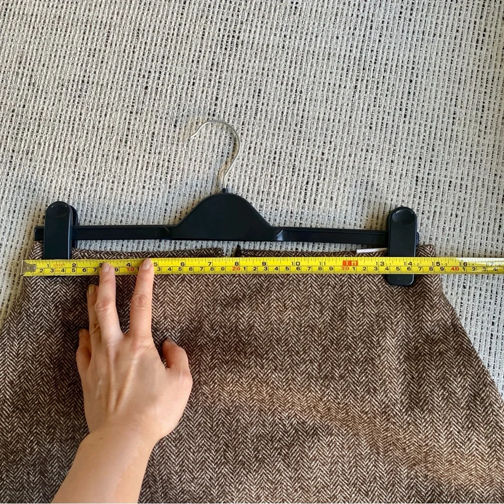 Brown fishbone wool mid length A-line skirt size 8 - Picture 8 of 8